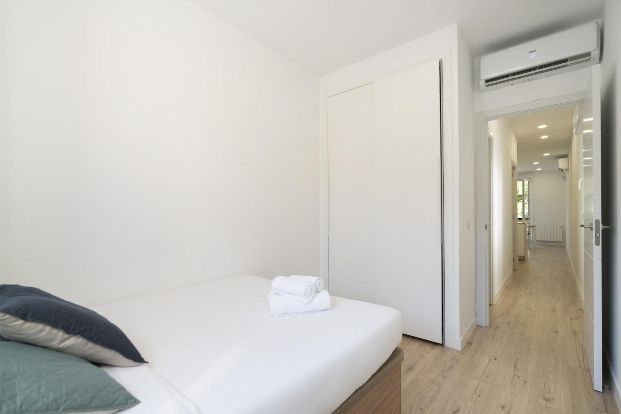 Apartamentos En La Avda De La Albufera Alquiler Temporal Madryt Zewnętrze zdjęcie