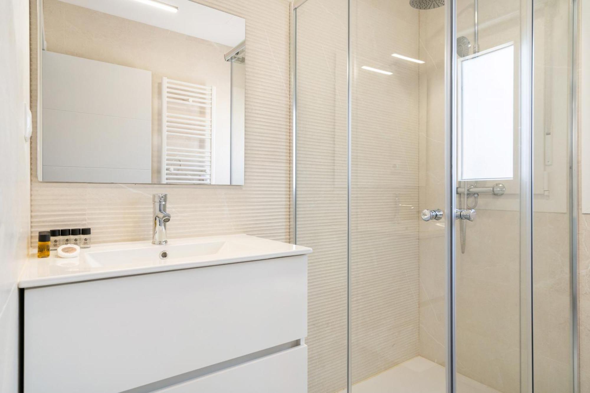Apartamentos En La Avda De La Albufera Alquiler Temporal Madryt Zewnętrze zdjęcie
